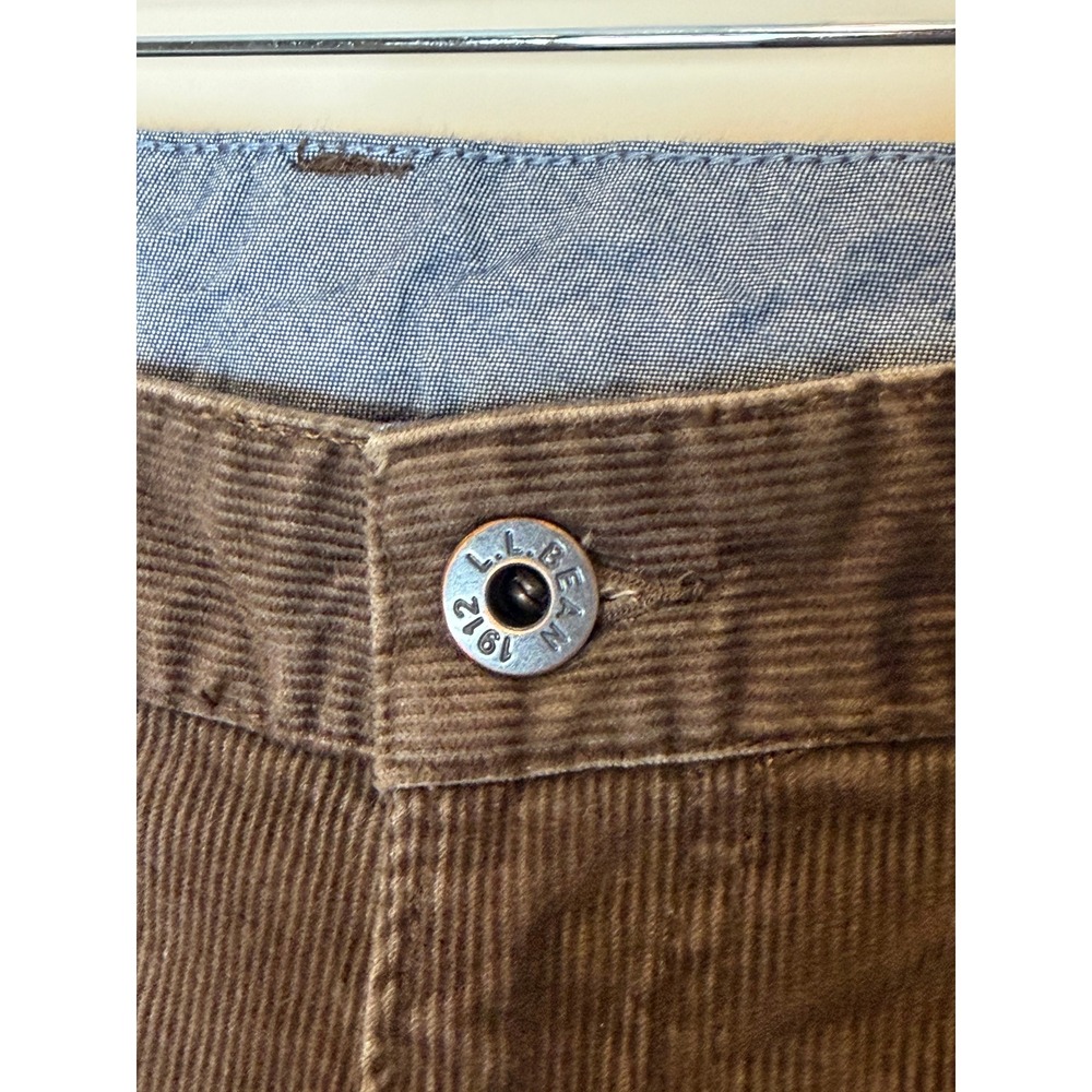 LL Bean Mens 33x30 Brown Corduroy Pants Standard Fit 502837 Cotton Stretch - Picture 3 of 7